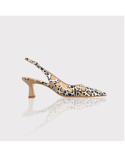 zapato destalonado ezzio estampado leopardo