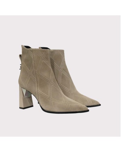 BOTIN DE MUJER CON TACON EZZIO 51604