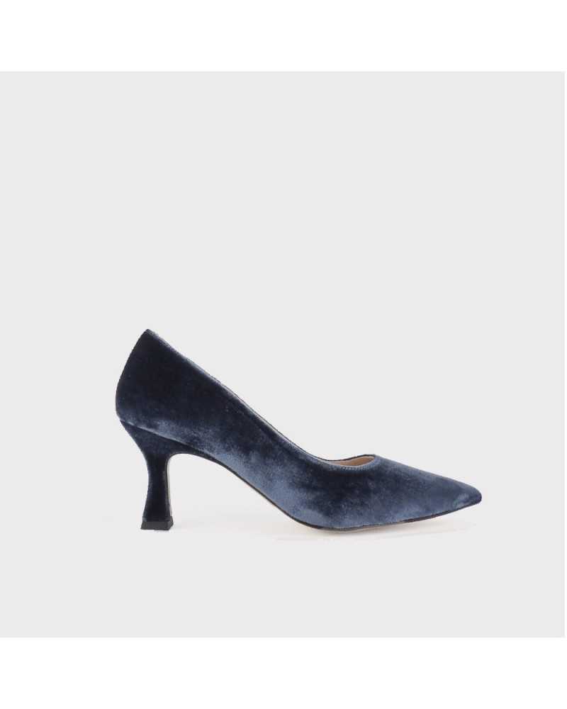 zapato estilo salón en terciopelo azul