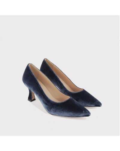 zapato estilo salón en terciopelo azul