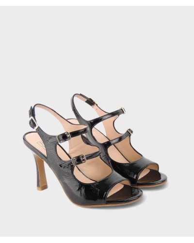 Sandalia de Charol Negro modelo 28123