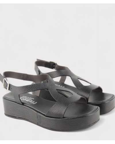 Sandalia Plumers negra con plataforma
