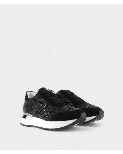 Sneakers negras Alma en Pena con plataforma y detalles brillantes