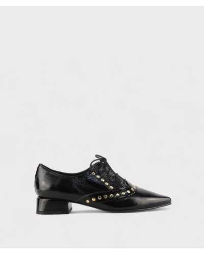 JONI zapatos de cordones charol negro con tachuelas vista lateral