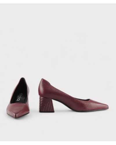 Zapatos Dibia granate modelo 55587 vista lateral derecha.
