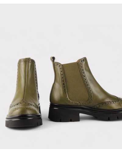 botines Joni verdes de piel, vista frontal y lateral con suela track