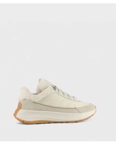 fitflop f-mode flow crema, perfil lateral con cuello de borreguito