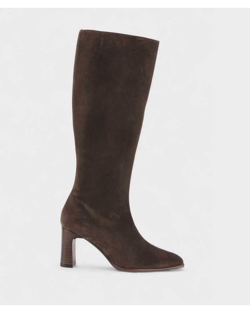 bota Joni moka, vista lateral, ante marrón suave bota Joni moka, vista lateral, ante marrón suave