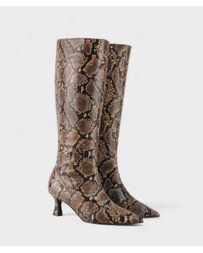 botas JONI pitón marrón, vista frontal pareja