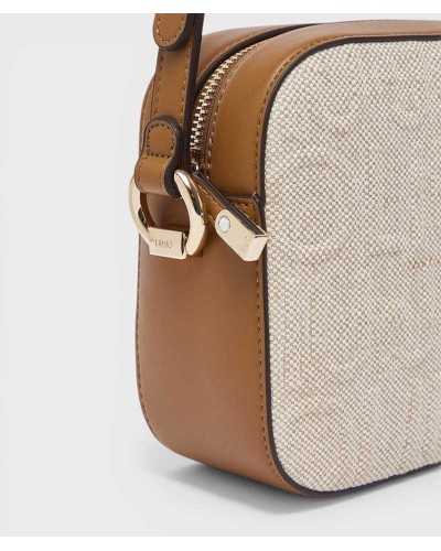 Detalle cremallera dorada y mosquetón bandolera Liu Jo beige lino marrón