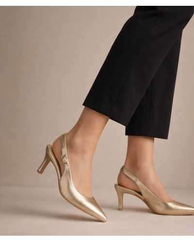 zapato destalonado UNISA LANZ bronce puesto en modelo