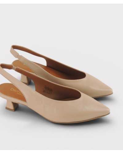 Zapato slingback Divina Martina Marina piel nude tacón carrete vista tres cuartos par