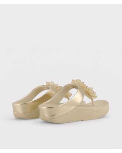 Sandalias FitFlop Fino Bead-Cluster doradas vista trasera entresuela metalizada