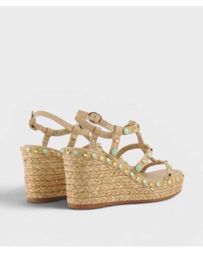 sandalia cuña esparto beige pulsera tobillo hebilla metálica vista trasera Alma en Pena