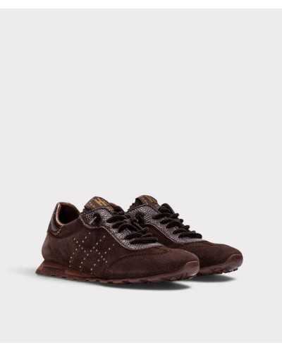 Par de deportivas Hispanitas Zinnia chocolate en tres cuartos, con cordones elásticos y lengüeta con logo