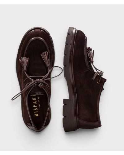 Zapatos Hispanitas New York chocolate vistos desde arriba y de perfil, con plantilla y suela de tacos