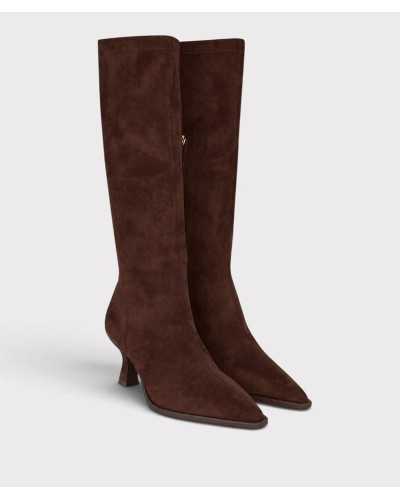 Par de botas altas de lycra marrón chocolate en tres cuartos, con cremallera lateral