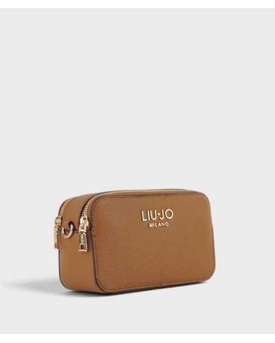 Bandolera camera bag Liu Jo camel en tres cuartos, con logo dorado y doble cremallera
