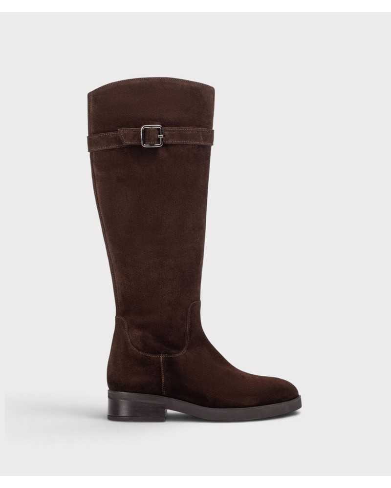 Bota de montar Unisa Edeli de ante marrón chocolate con correa y hebilla en la caña, vista lateral