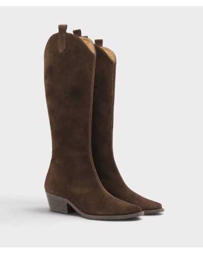 Par de botas cowboy altas Joni en ante chocolate con punta afilada y tiradores