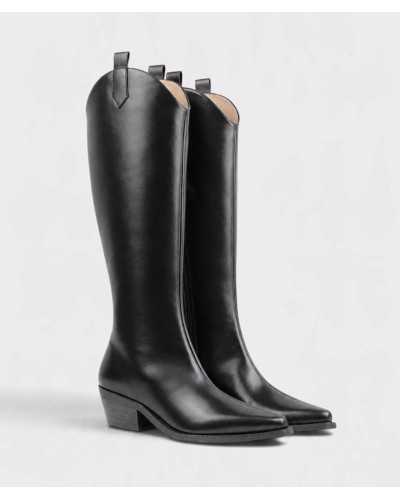 Par de botas cowboy altas Joni en napa negra con punta afilada