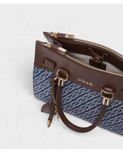 Bolso satchel Liu Jo abierto desde arriba, con dos cremalleras y botón magnético