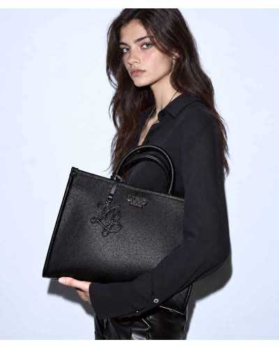 Bolso tote Liu Jo negro puesto en modelo