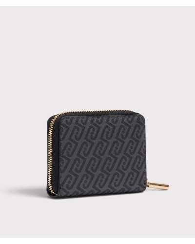 Trasera de la cartera Liu Jo negra, con el monograma gris por toda la pieza