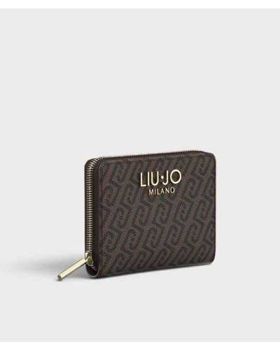 Cartera Liu Jo marrón con monograma en tres cuartos, con el logo LIU·JO MILANO y la cremallera dorada